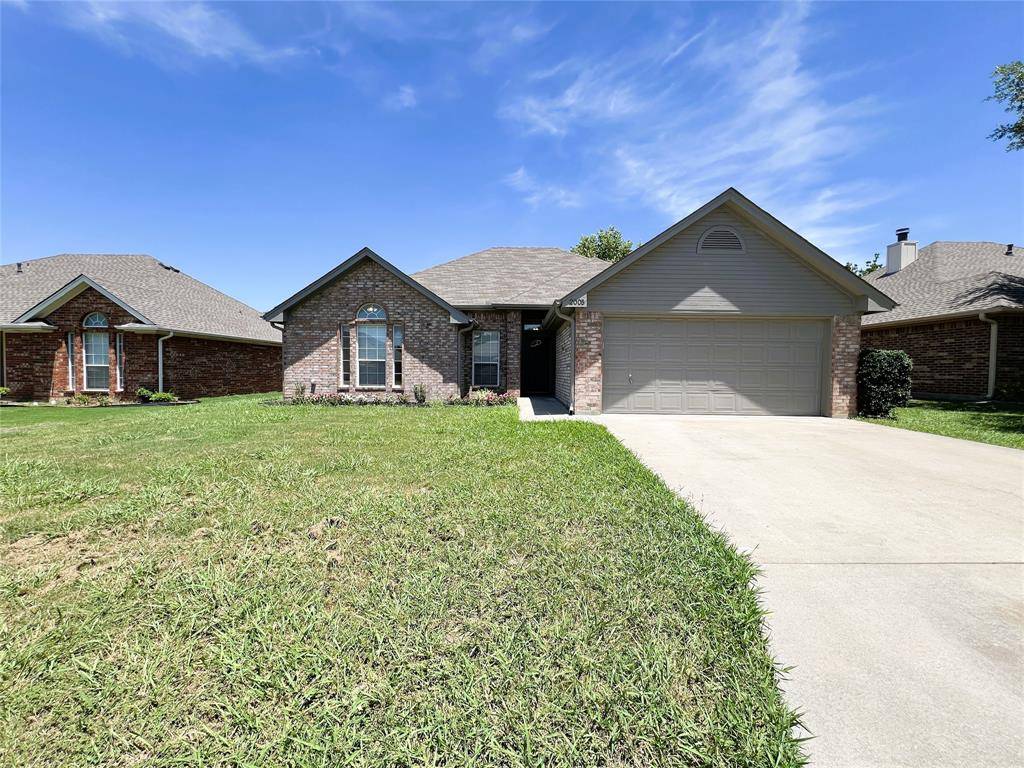 2005 Laney Drive, Sanger, TX 76266
