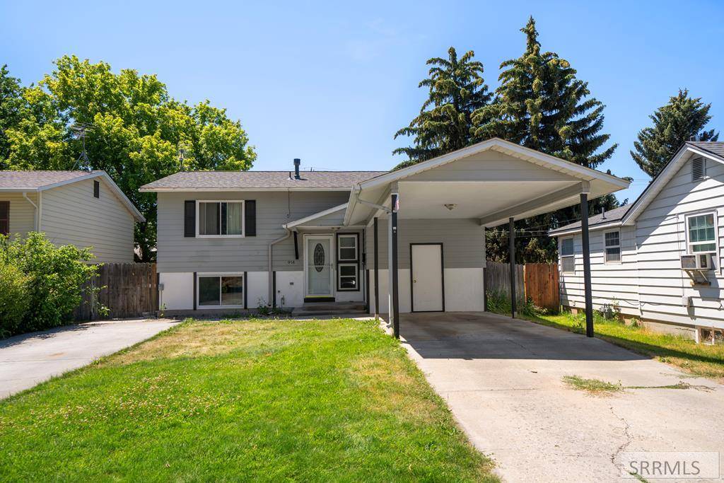 958 11th Street, Idaho Falls, ID 83404