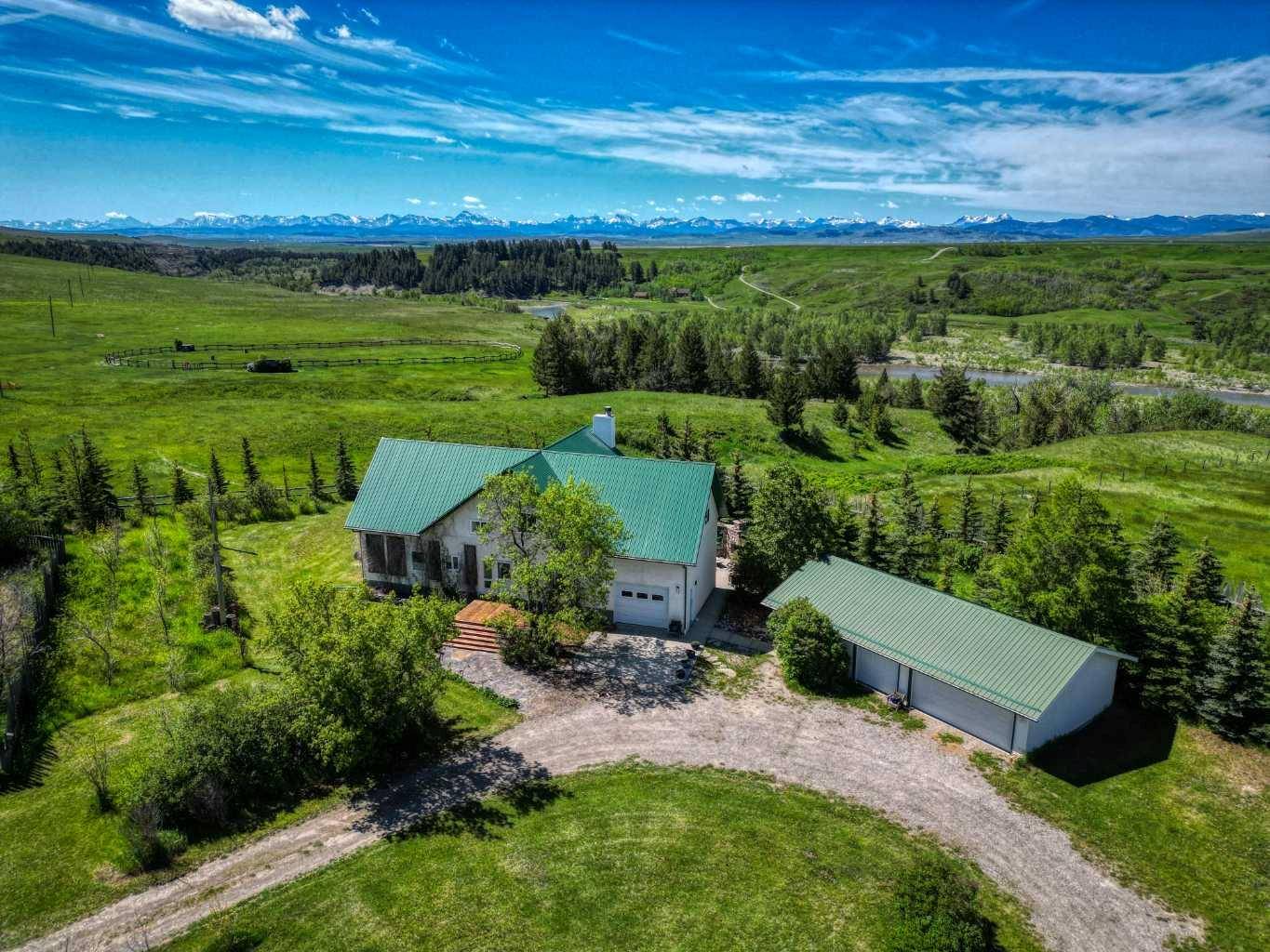 8416 RGE RD 1-3, Rural Pincher Creek No. 9 M.d. Of, AB T0K 0P0