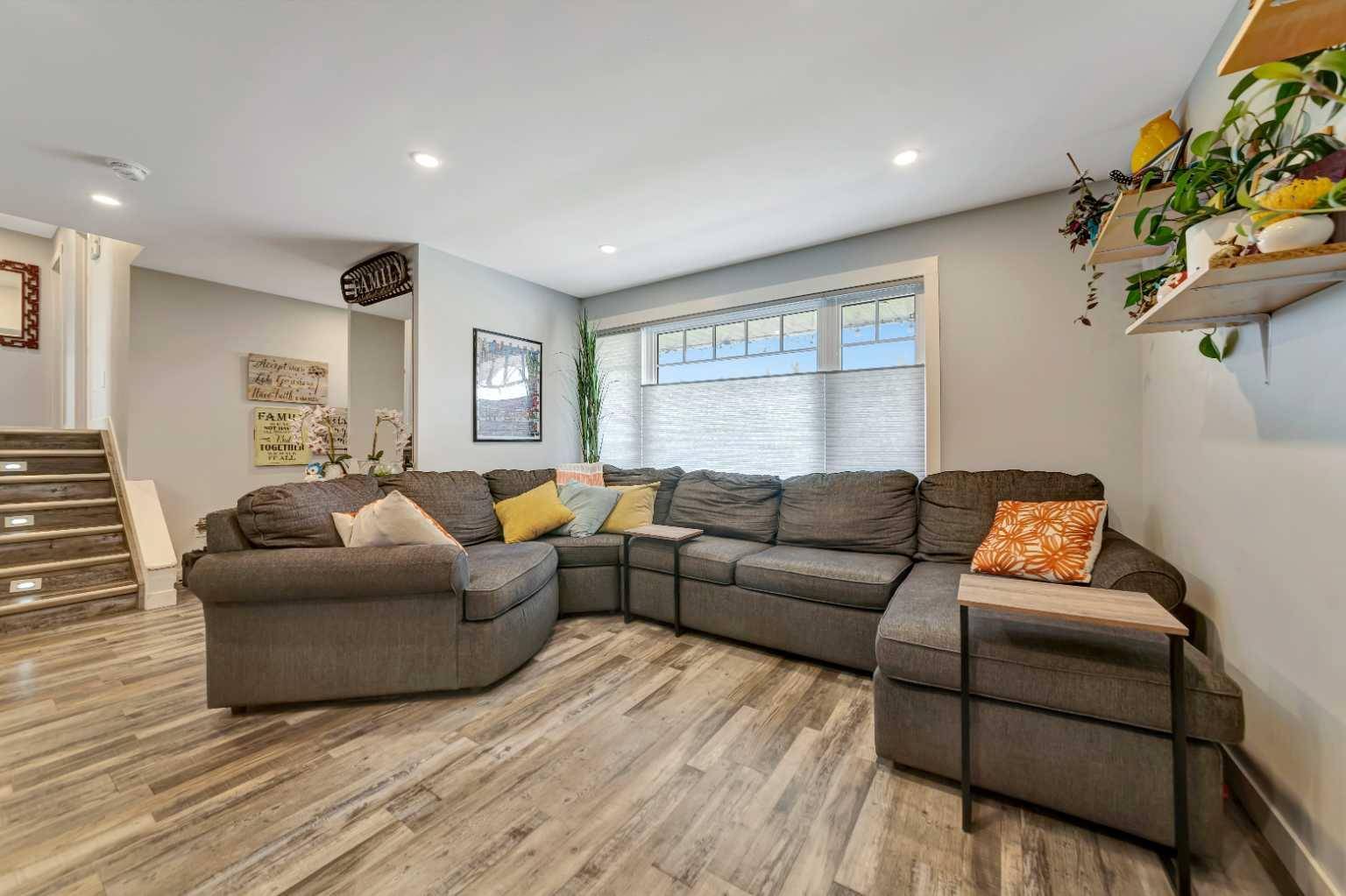 Lashburn, SK S0M 1H0,89 4Th ST
