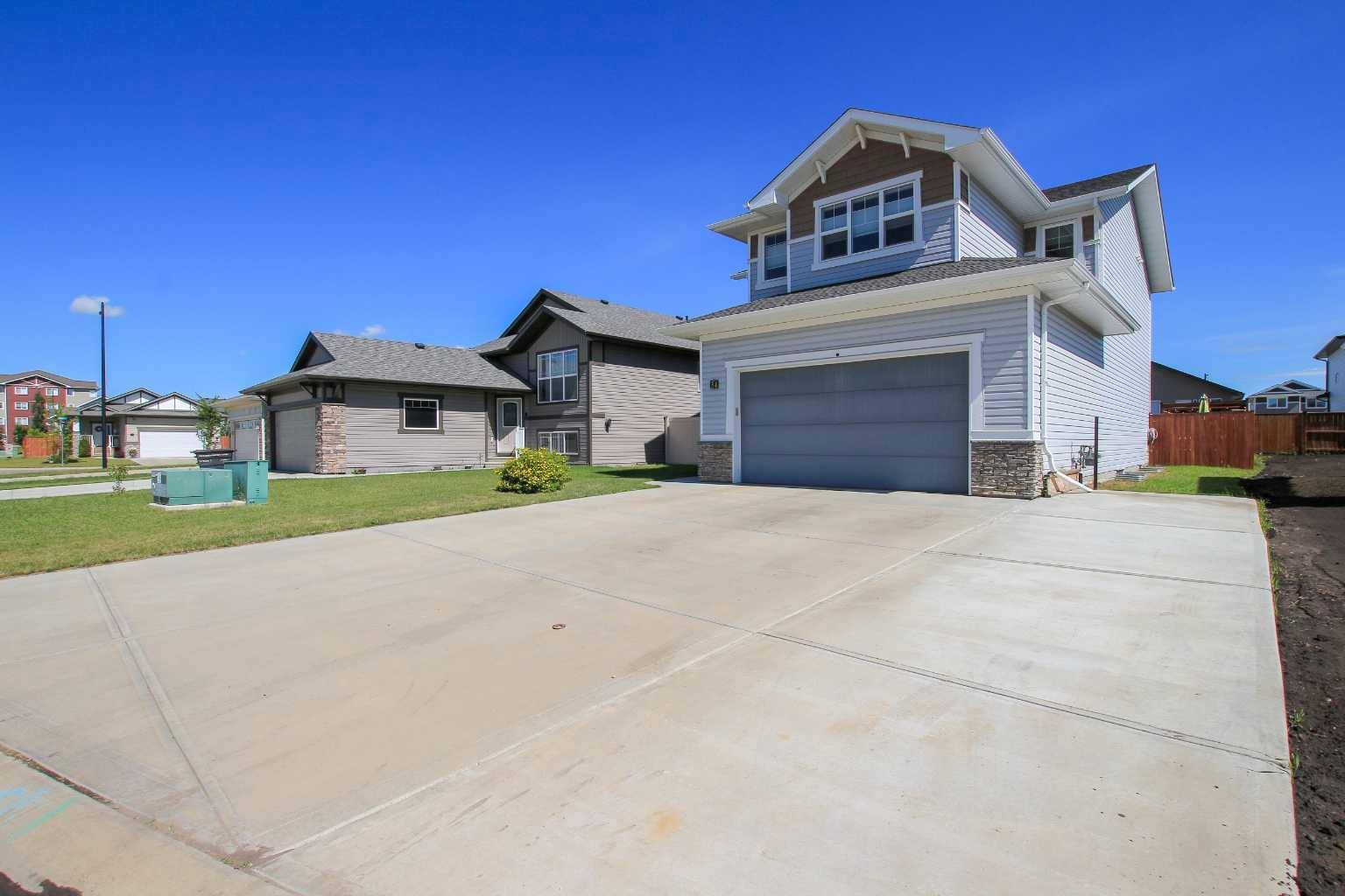 Lacombe, AB T4L 0J4,34 Panorama AVE