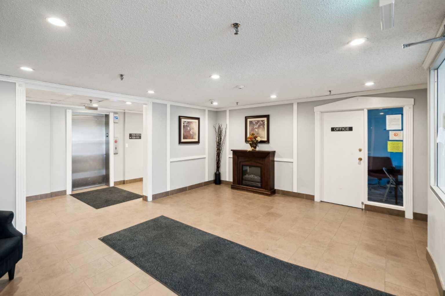 Calgary, AB T3C 3S9,1735 11 AVE Southwest #106