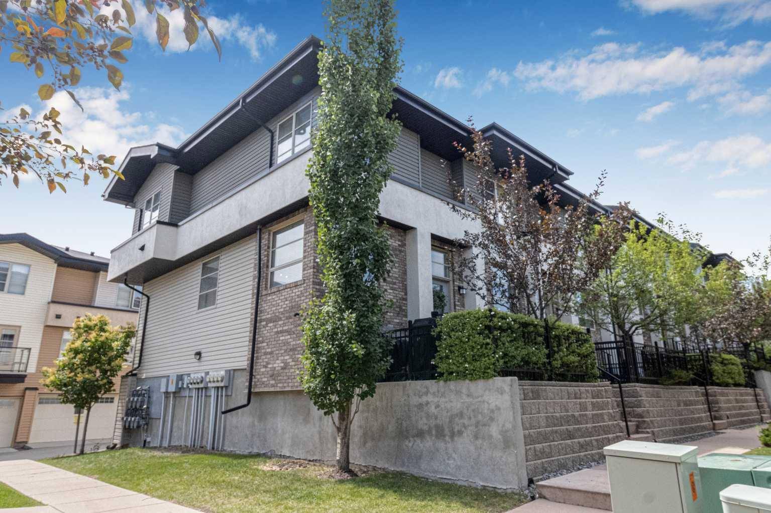 55 Aspen Hills Common Southwest, Calgary, AB T3H0R7