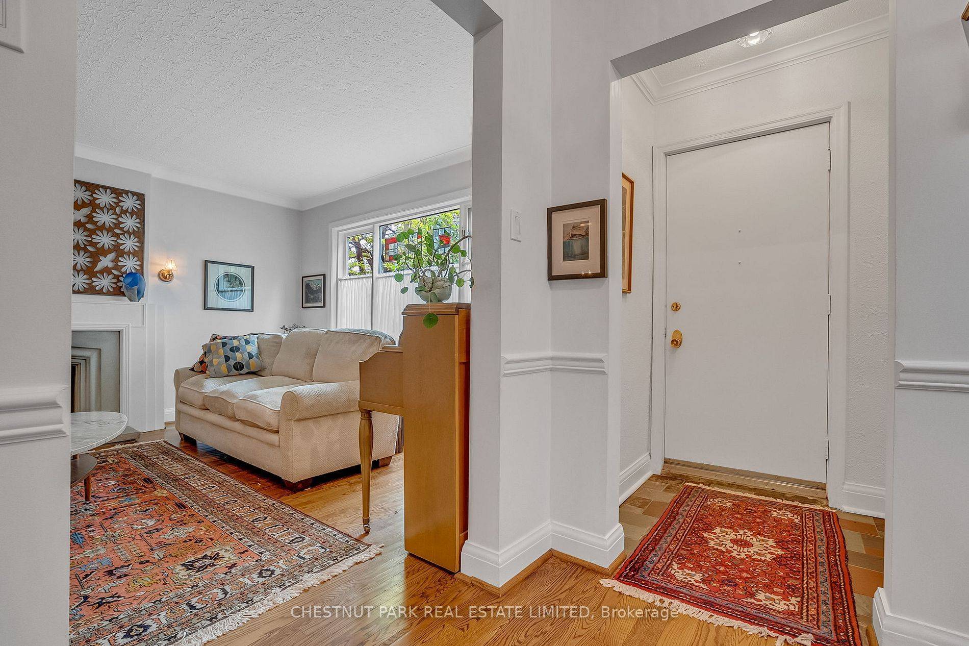 Toronto C07, ON M3H 1M7,214 Armour BLVD