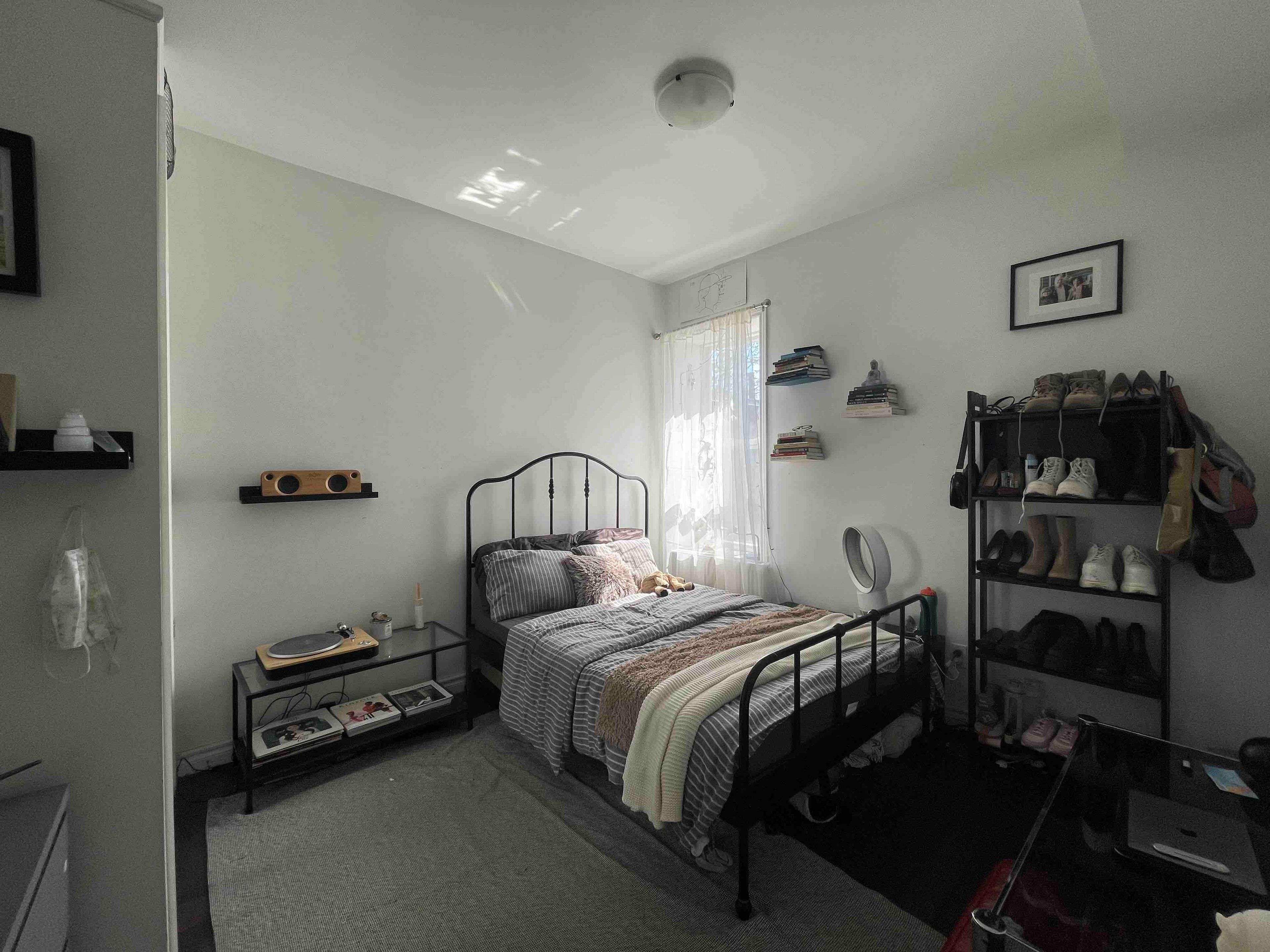 Toronto C01, ON M5S 2P9,570 Bathurst ST #2