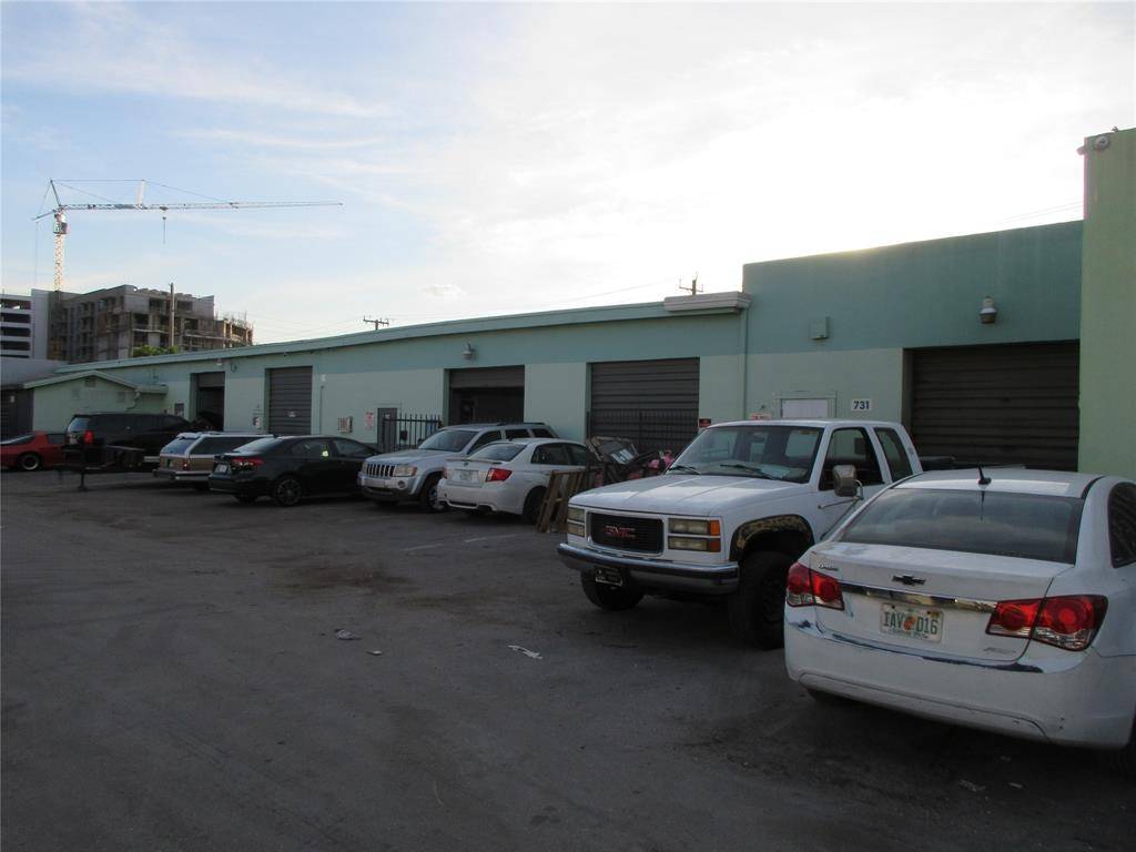 Fort Lauderdale, FL 33311,723 NW 6th Ave