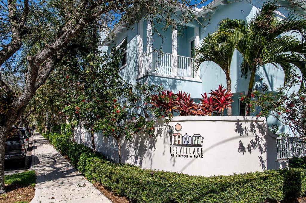 Fort Lauderdale, FL 33304,919 N Victoria Park Rd