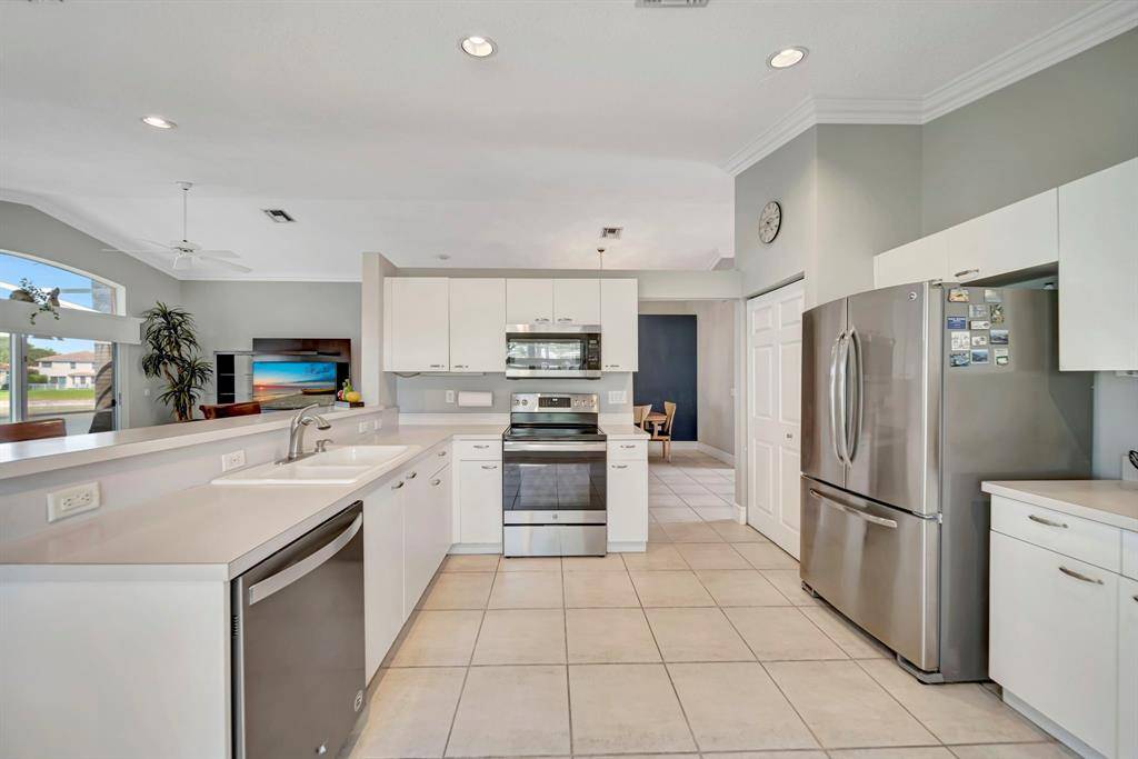 Parkland, FL 33067,5942 NW 77th Drive