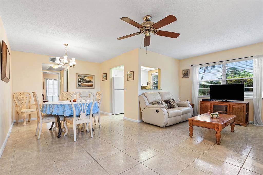 Deerfield Beach, FL 33442,489 Tilford #489