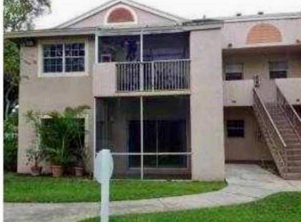 820 Cypress Park Way #I2, Pompano Beach, FL 33064