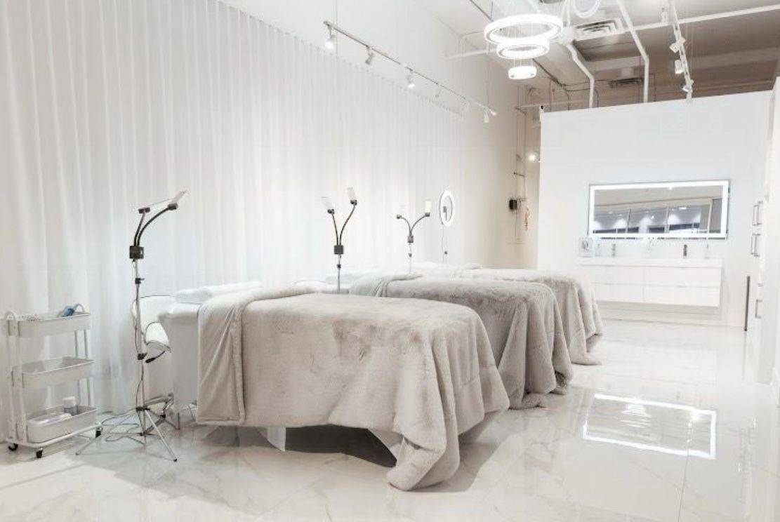 Vaughan, ON L4L 1A6,7777 Weston RD #260
