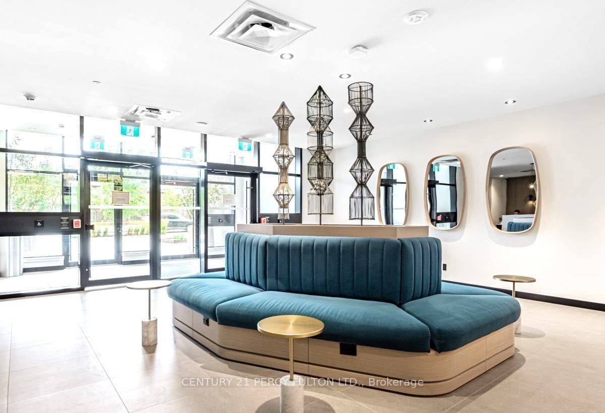 Vaughan, ON L4J 0L5,8 Beverley Glen BLVD #411