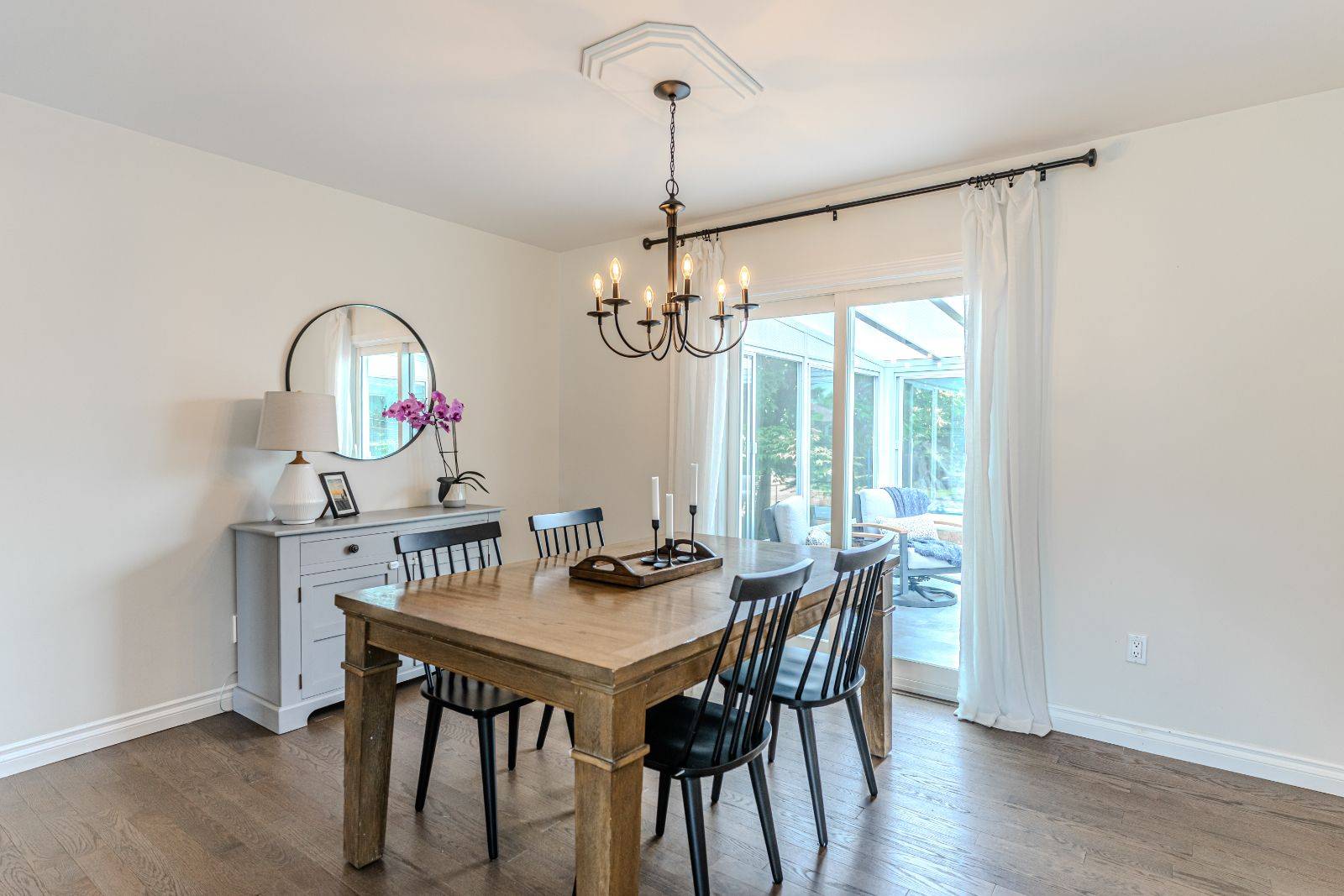 Springwater, ON L9X 0A1,27 Foyston Park CIR