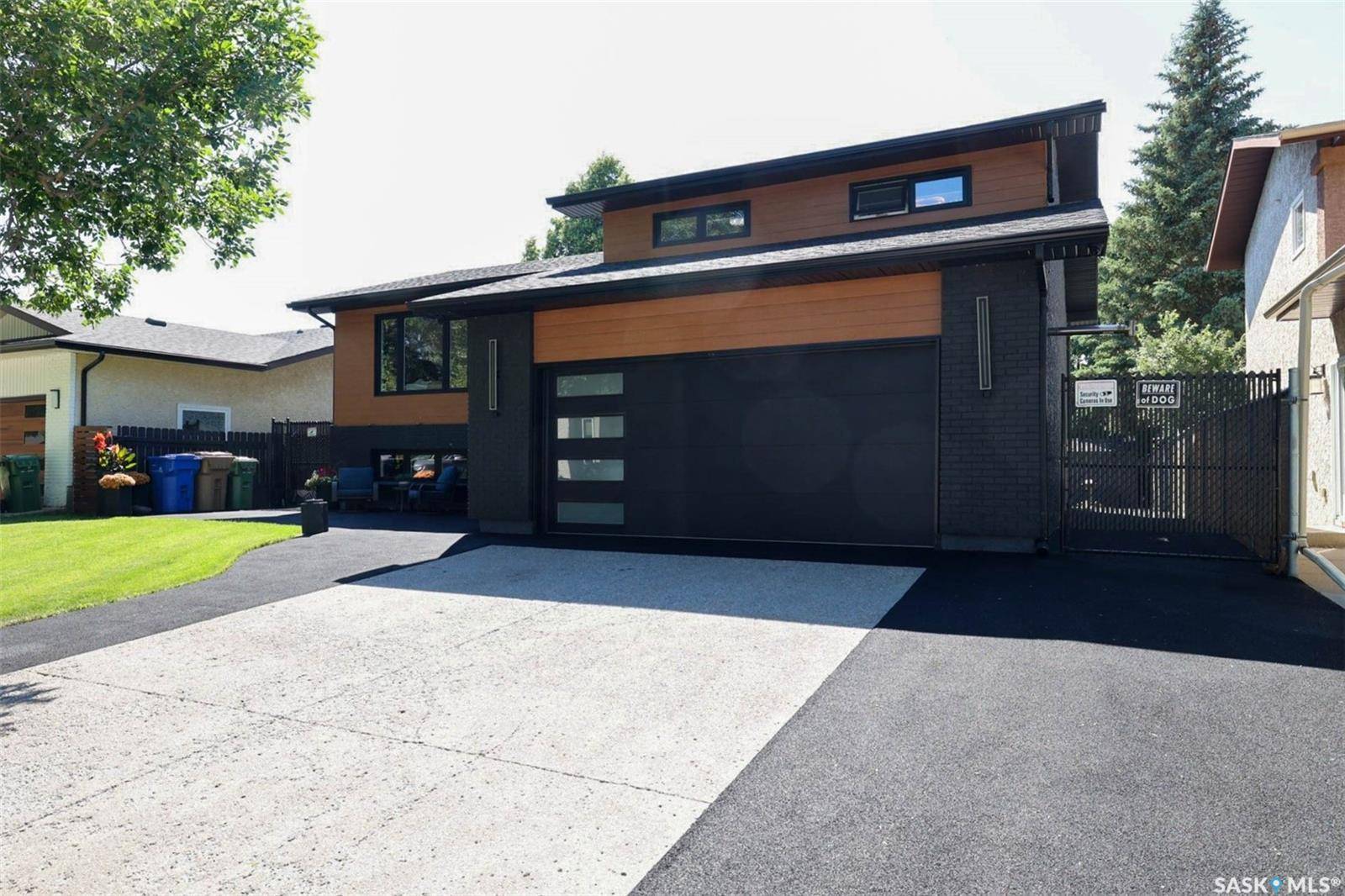 318 BLACK DRIVE, Regina, SK S4X 2V3