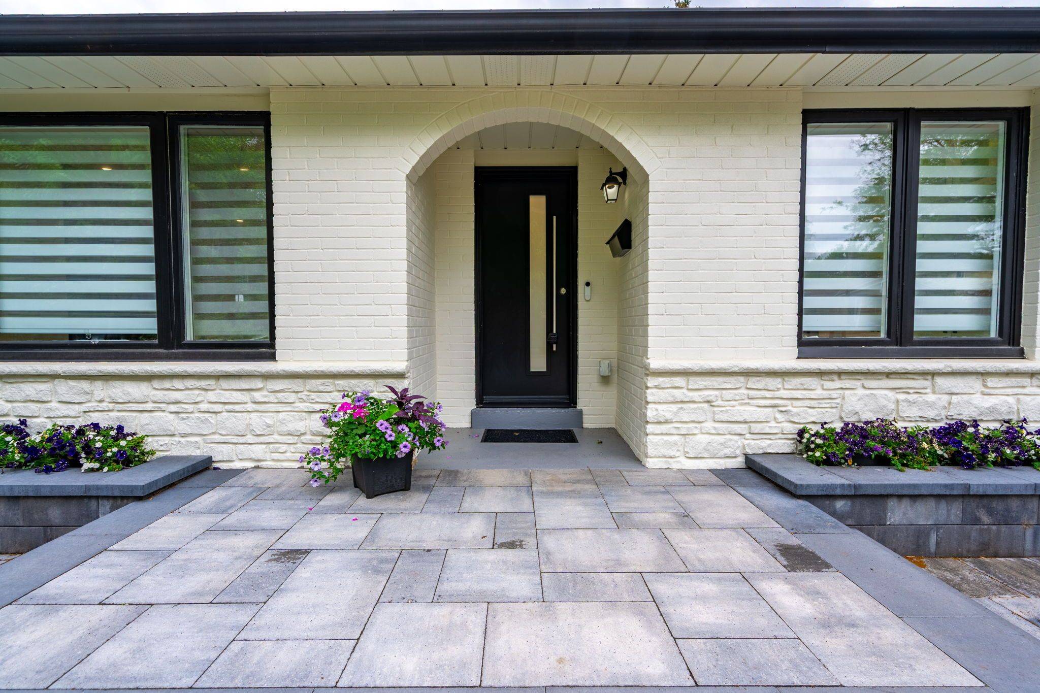 Burlington, ON L7M 1J6,1414 Allangrove DR