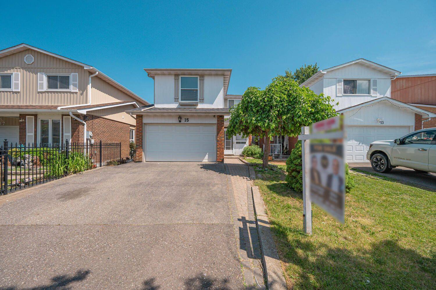 Brampton, ON L6V 3N6,15 Ashurst CRES