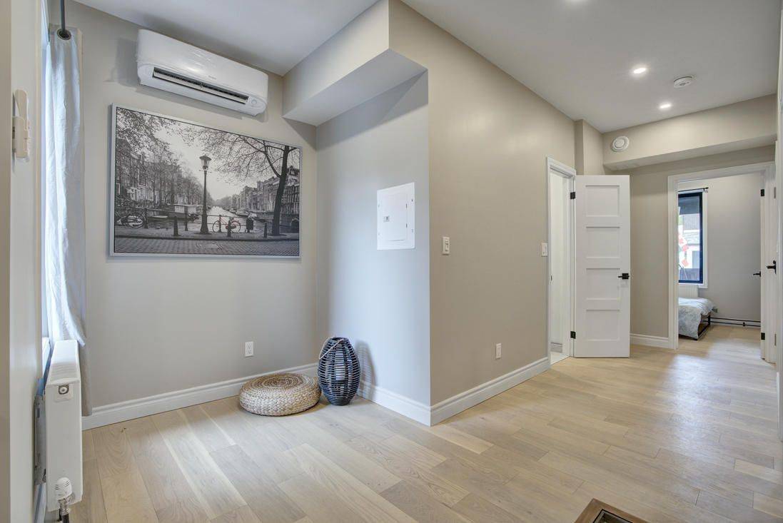 Toronto W02, ON M6H 3S5,362 Margueretta ST #1