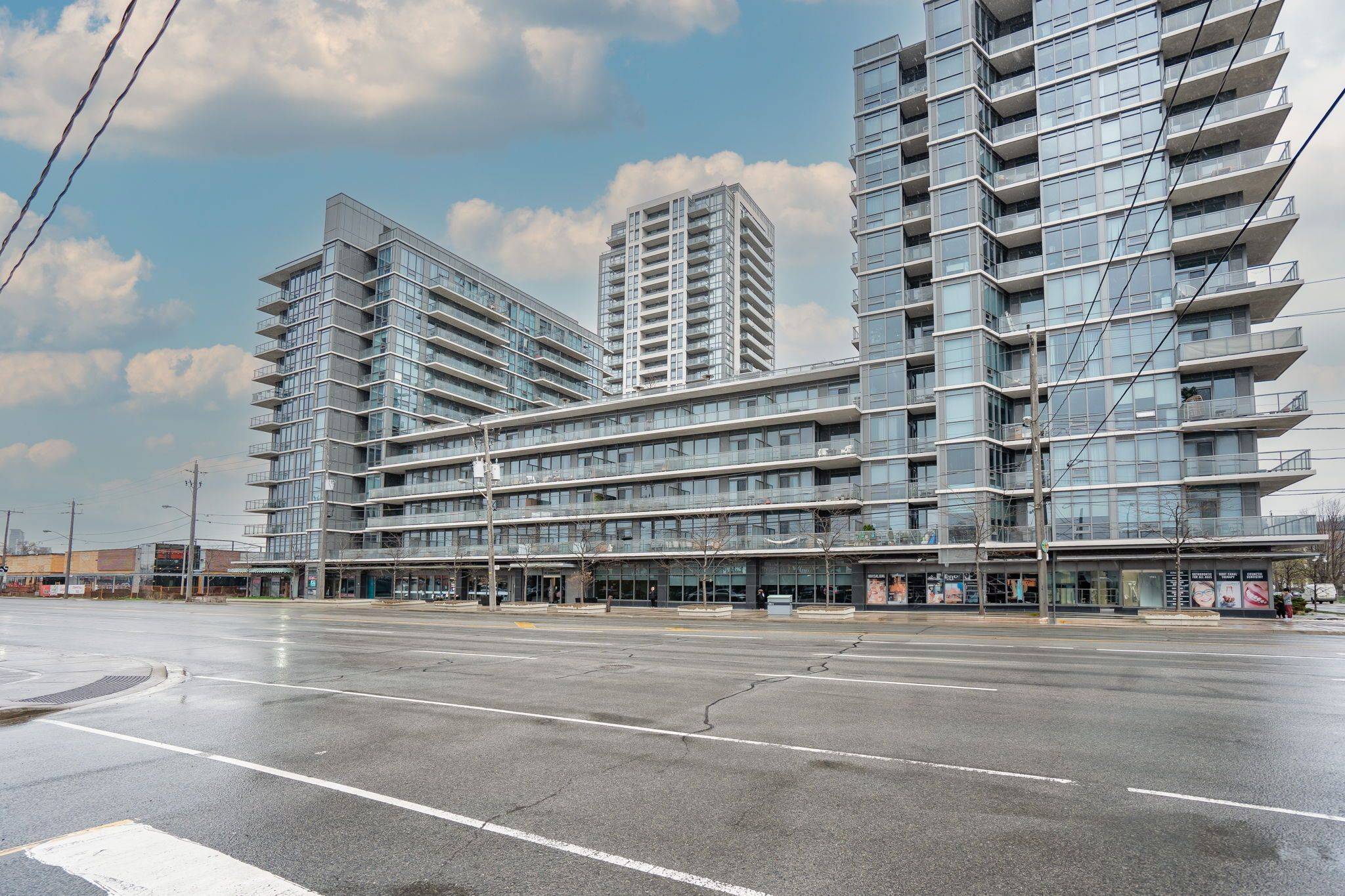 1185 The Queensway AVE #331, Toronto W08, ON M8Z 0C6