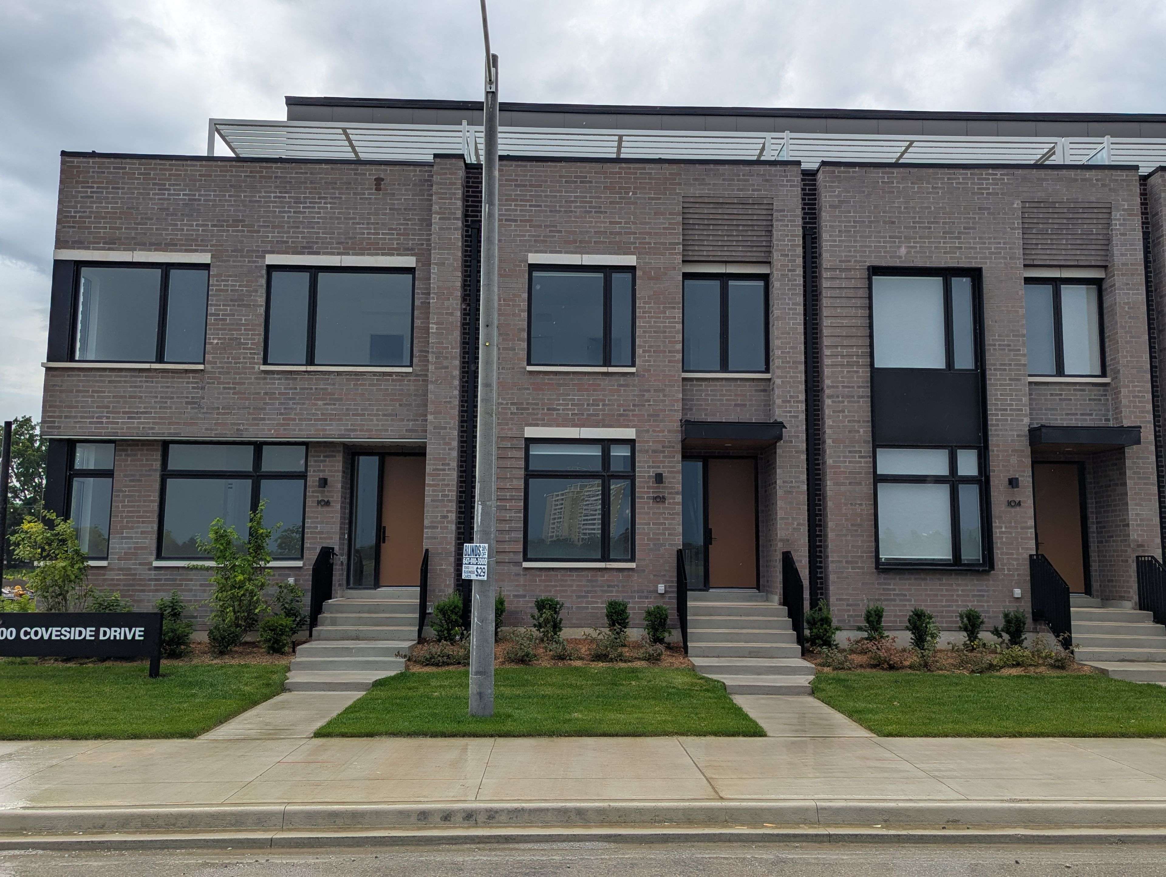 105 Coveside DR, Mississauga, ON L5H 0B4