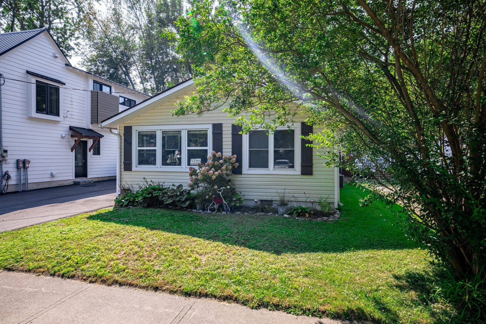 Fort Erie, ON L0S 1B0,339 Beechwood AVE