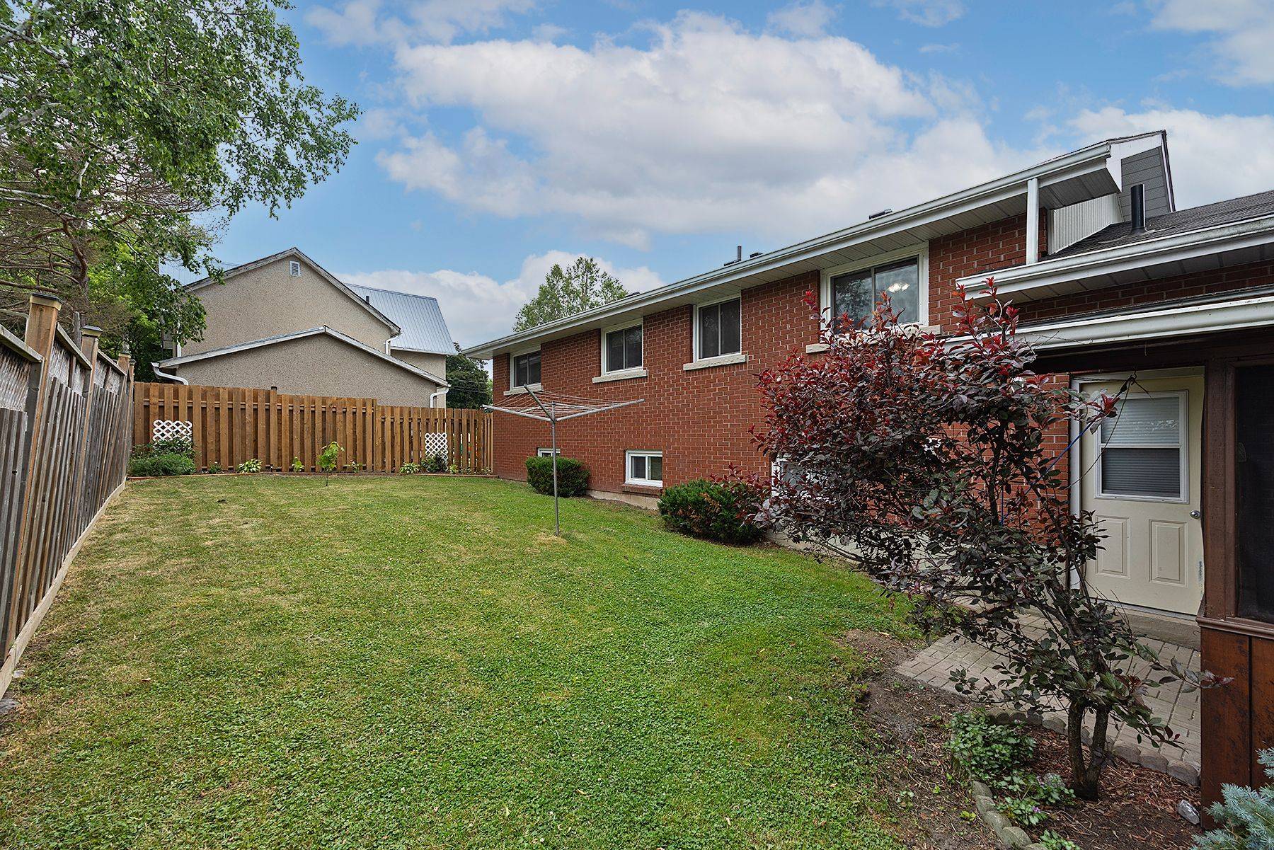 Greater Napanee, ON K7R 1V6,73 Water ST W
