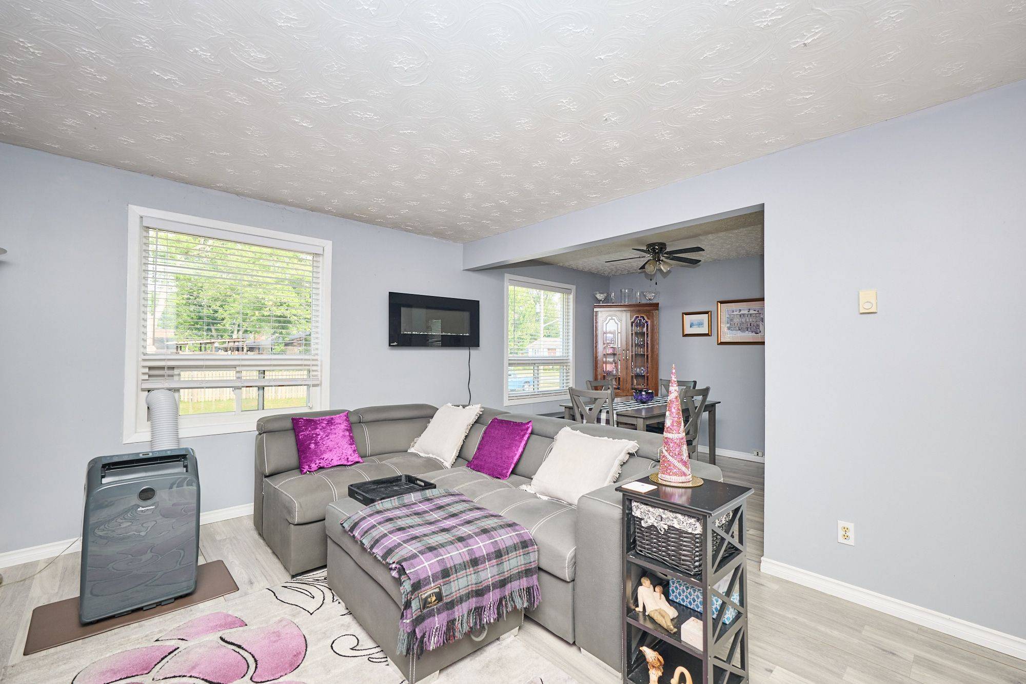 Fort Erie, ON L2A 4Y1,564 Lakeside RD