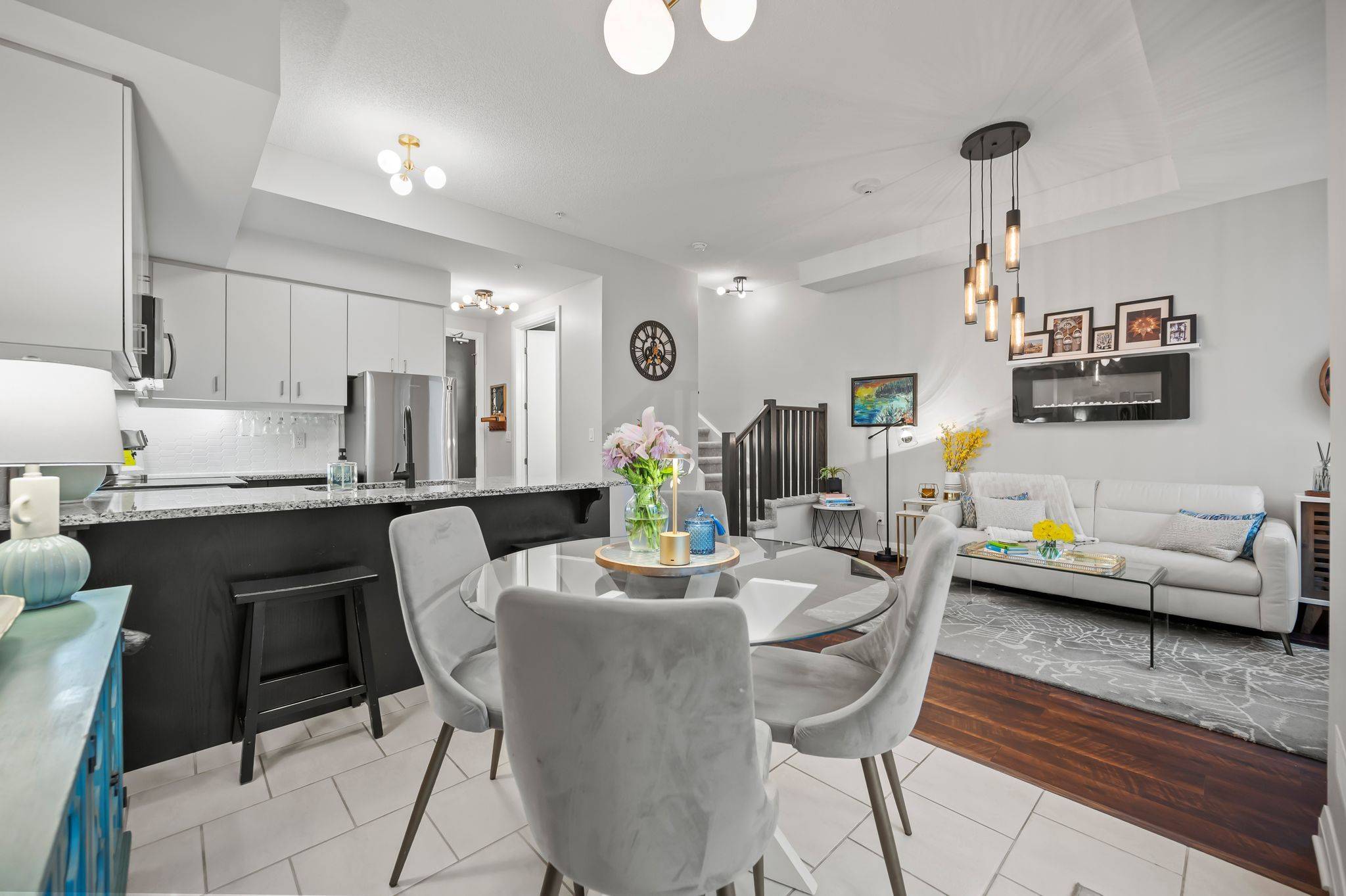 Guelph, ON N1E 0P5,53 ARTHUR ST S #AT6
