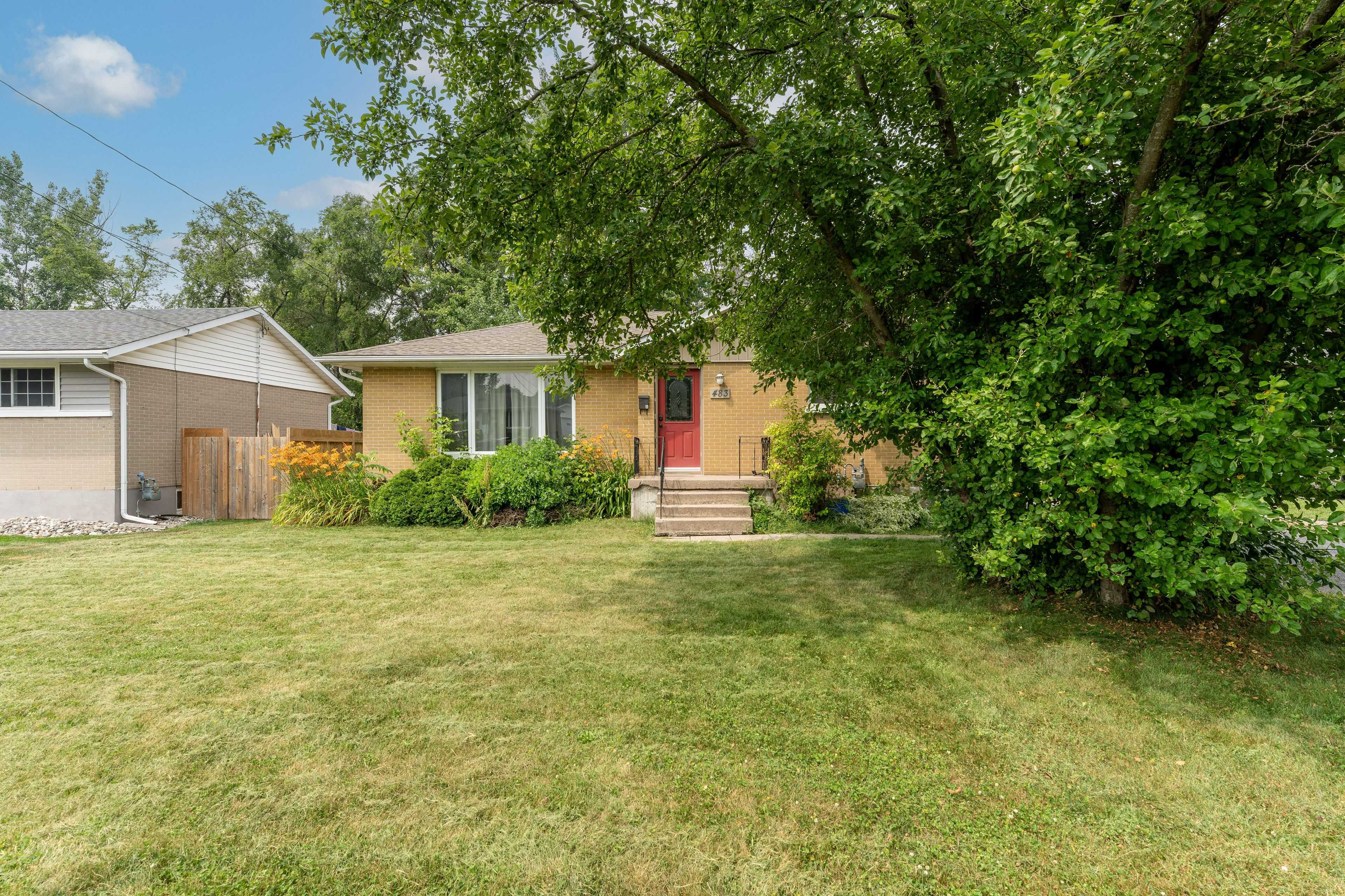 Kingston, ON K7M 3W6,483 McEwen DR