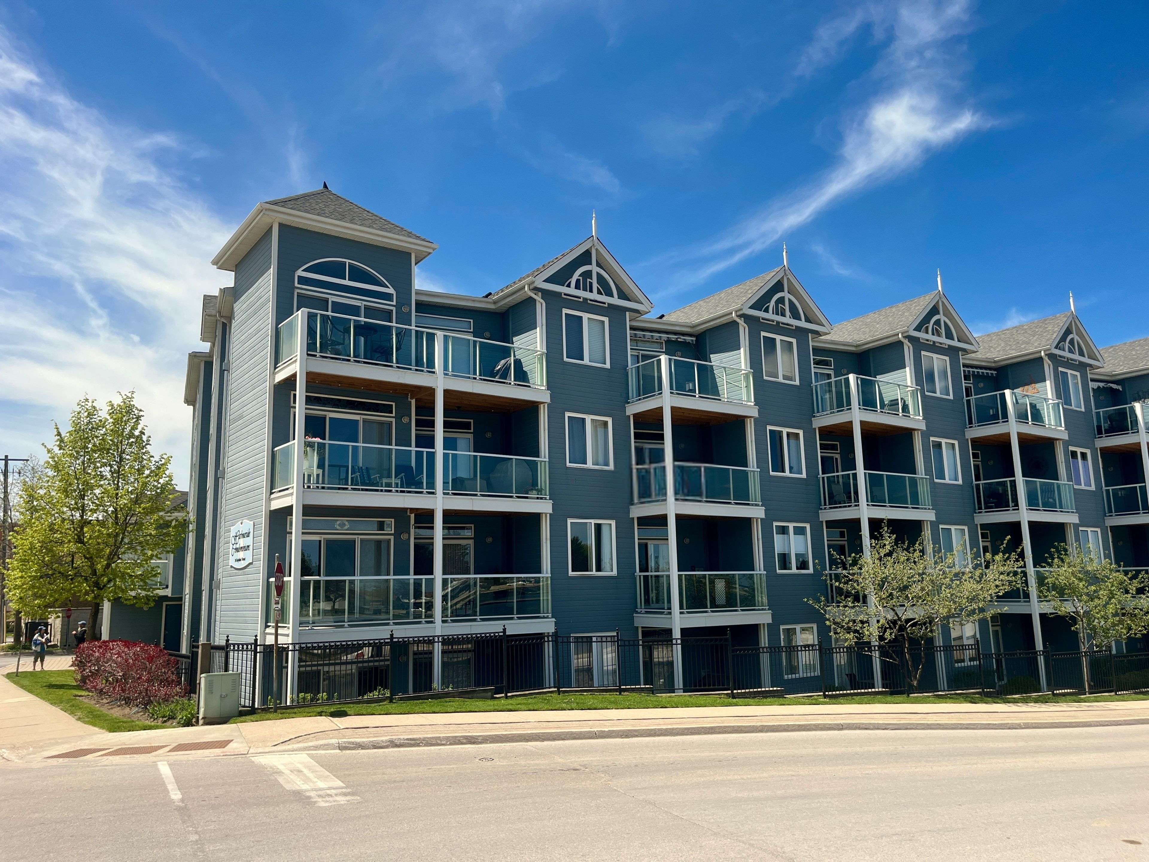 Meaford, ON N4L 1Y2,34 Bayfield ST #308