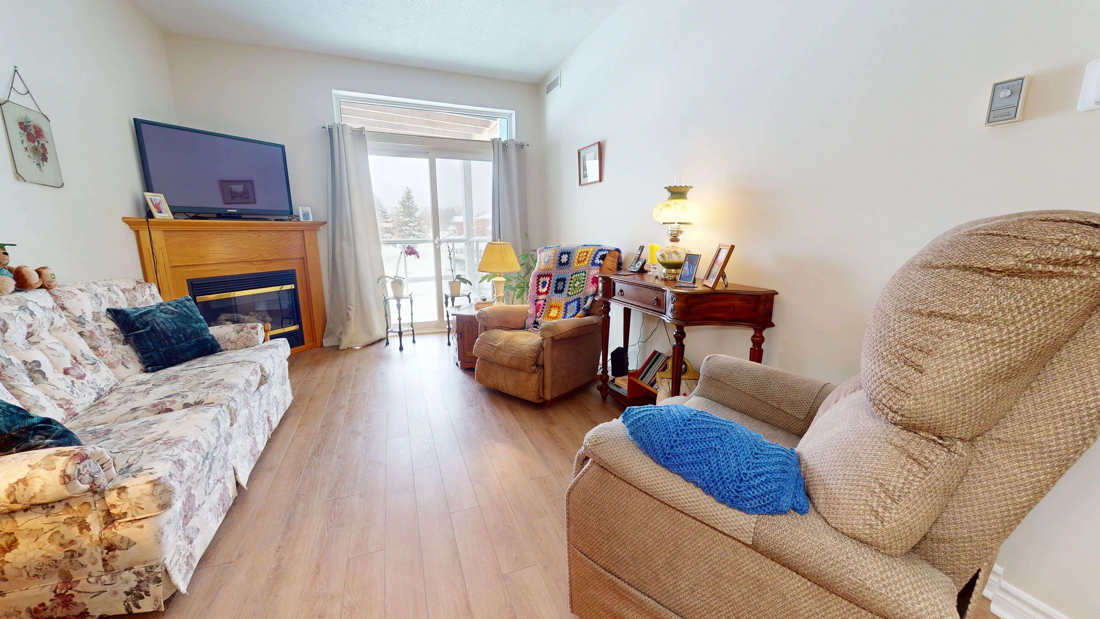 Meaford, ON N4L 1Y2,34 Bayfield ST #308