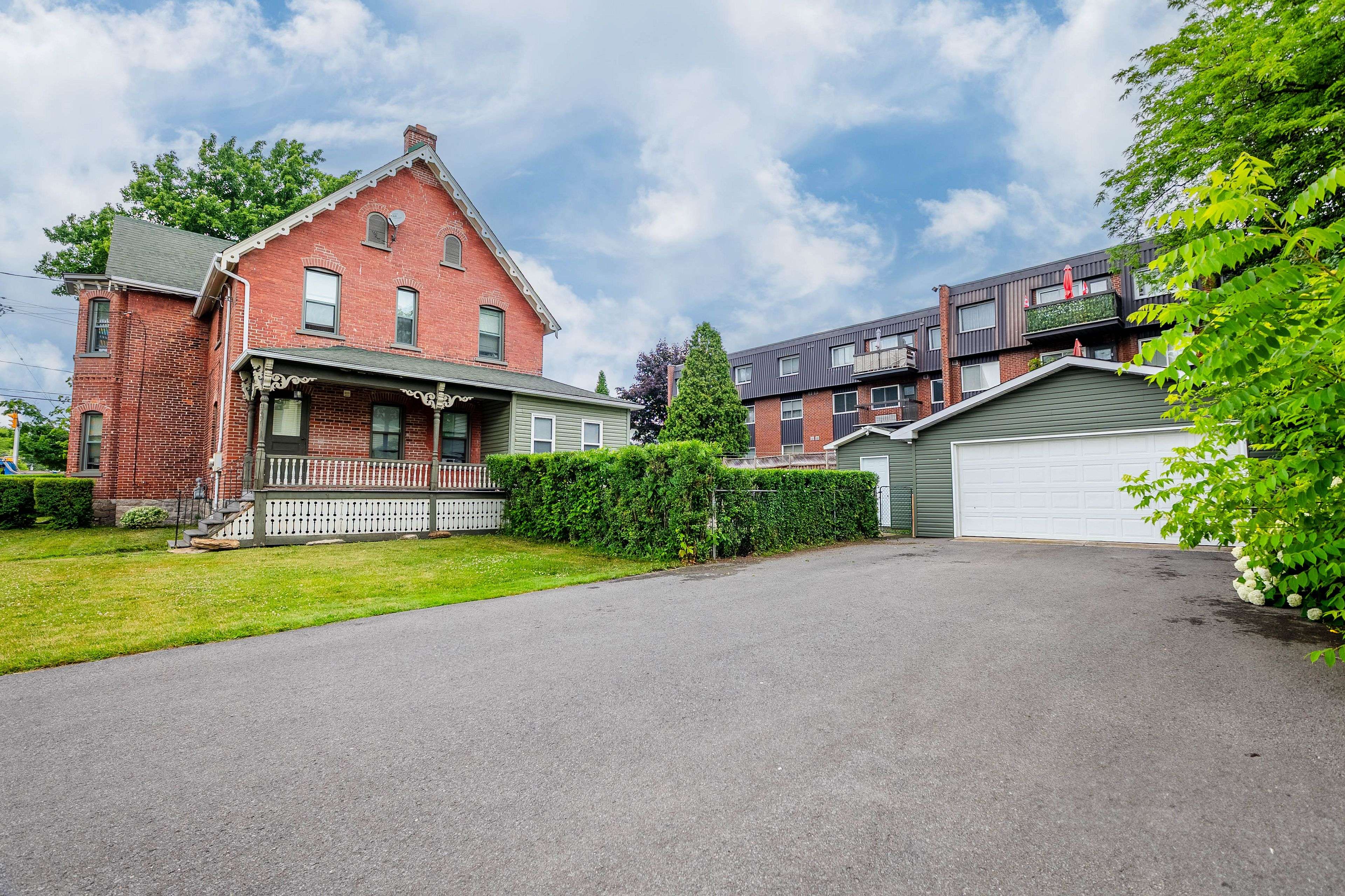 Cornwall, ON K6H 3H5,345 Sydney ST