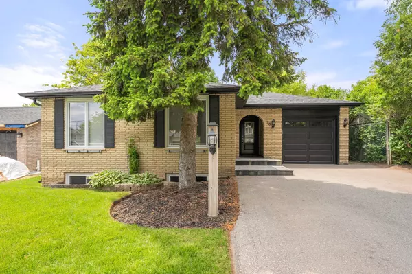 58 Olive ST,  East Gwillimbury,  ON L9N 1L5