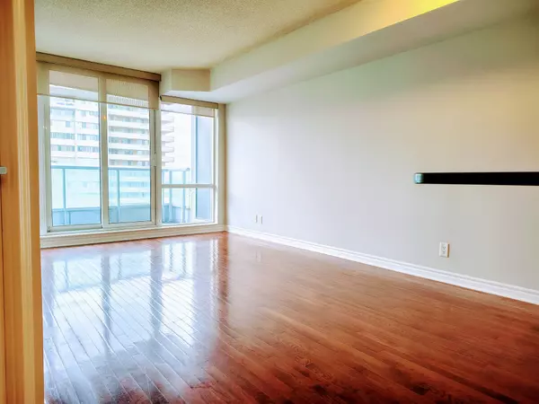 Mississauga, ON L5B 4M1,1 Elm DR W #1301