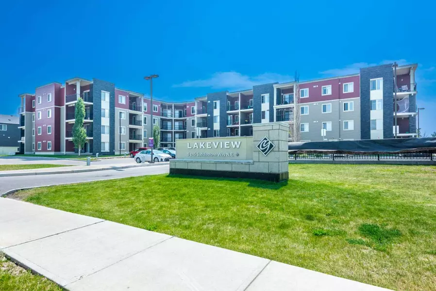 15 saddlestone WAY NE #213, Calgary, AB T3J0S3