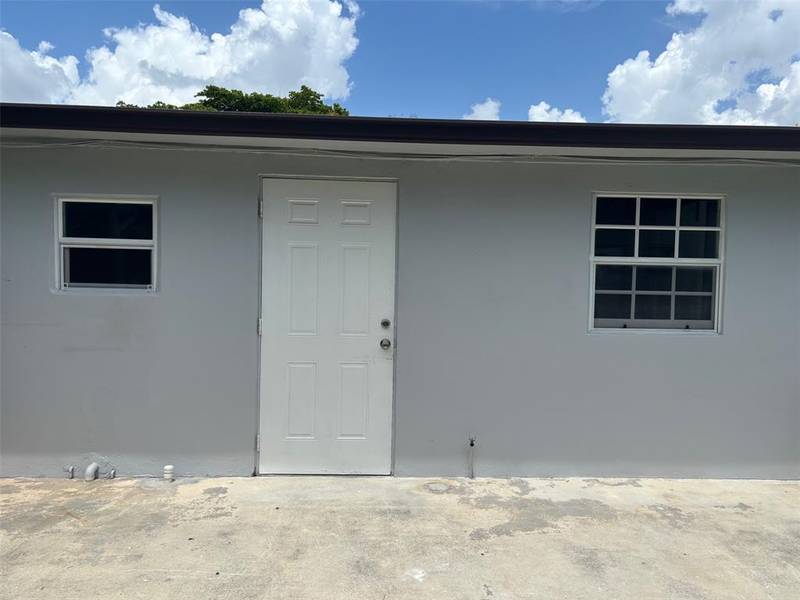 North Miami, FL 33168