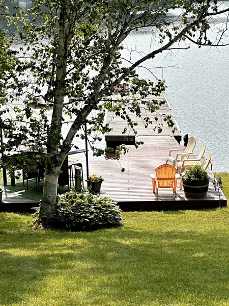 1082 Kawagama Lake RD, Algonquin Highlands, ON P0A 1E0