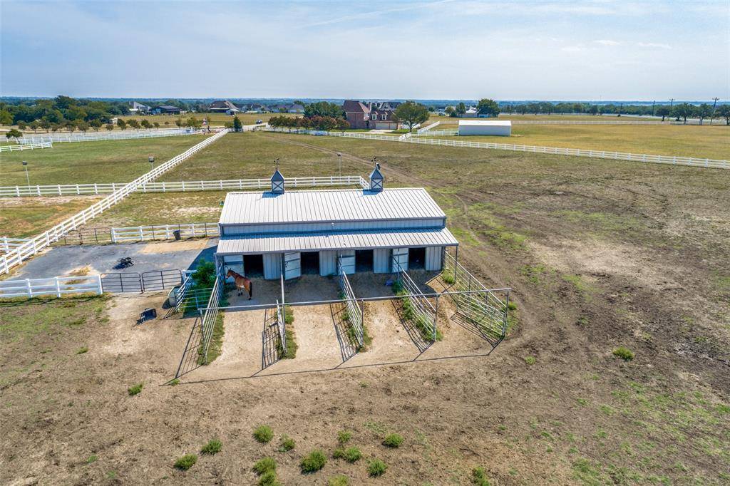 136 Parkside Court, Gunter, TX 75058
