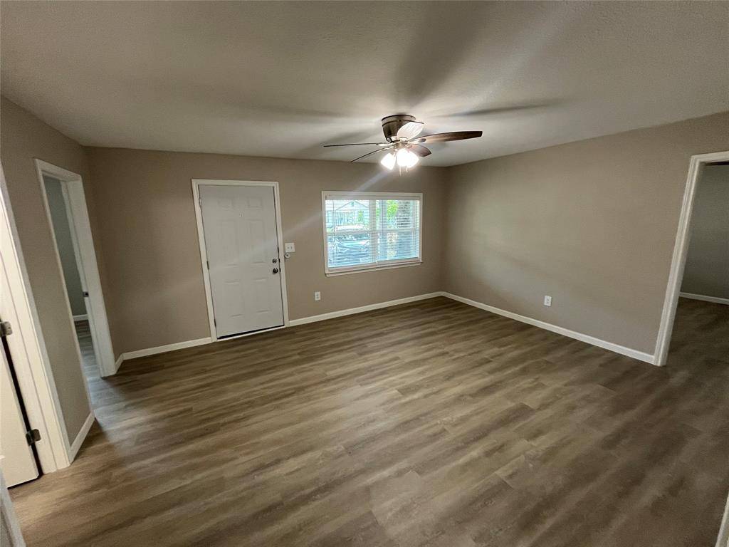 Dallas, TX 75217,9623 Laneyvale Avenue