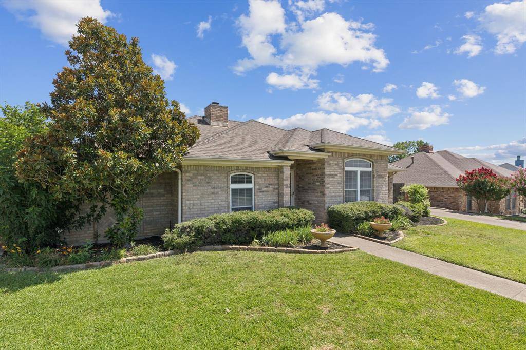 Bedford, TX 76021,2324 Ridgewood