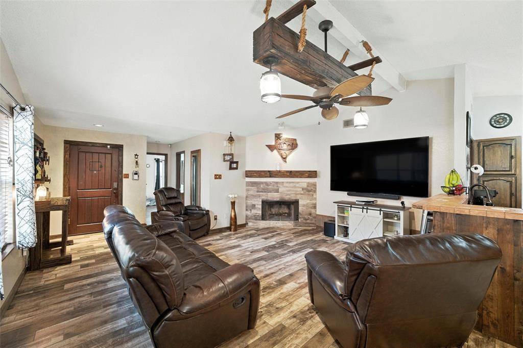 Irving, TX 75060,2800 Bridge Lake Drive