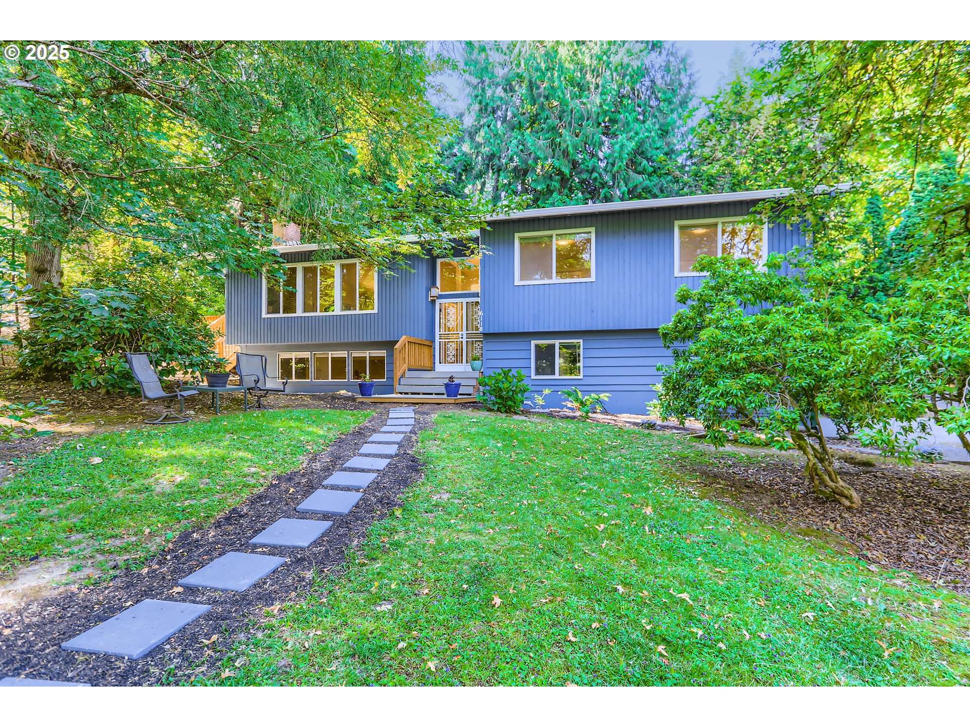 6118 SW NEVADA CT, Portland, OR 97219