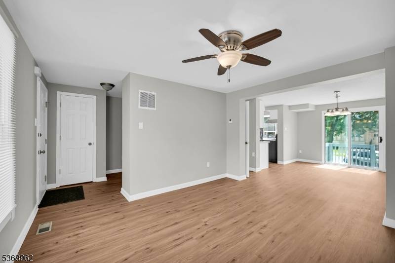 City Of Orange Twp., NJ 07050,71 Ridge St #13
