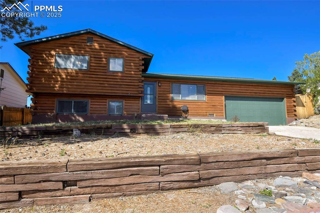 1914 Wooten RD, Colorado Springs, CO 80915