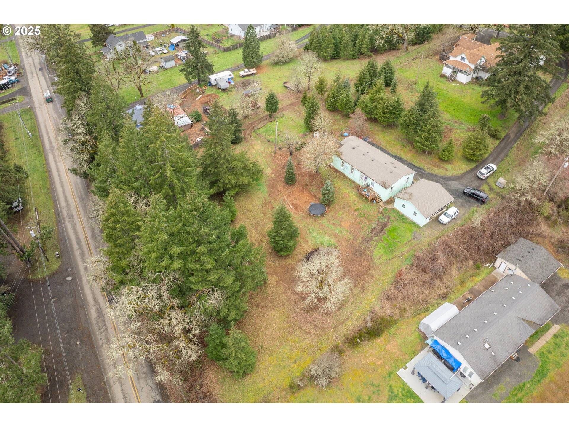 Falls City, OR 97344,22 N MAIN ST