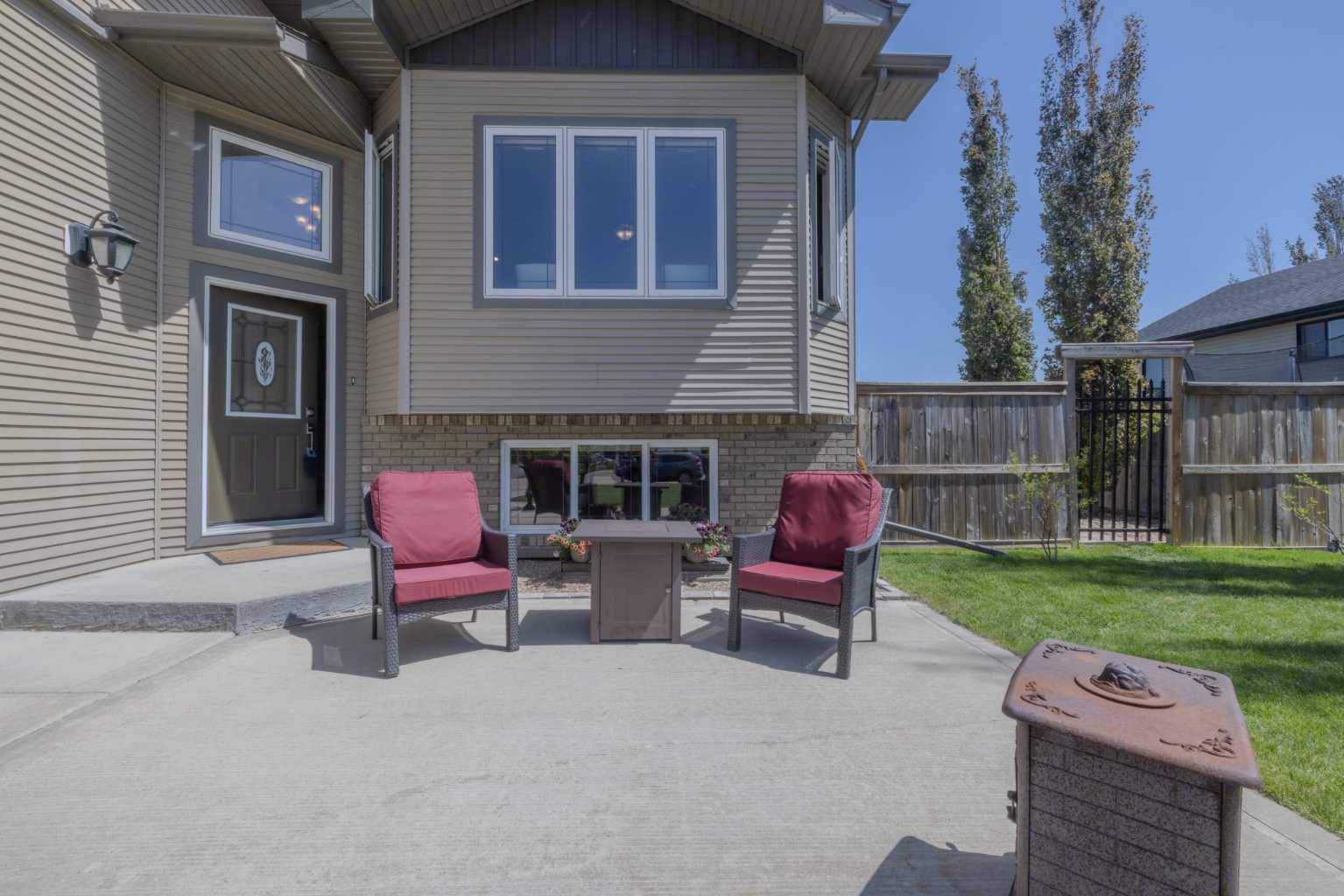 Lacombe, AB T4L 1T9,4305 45 ST