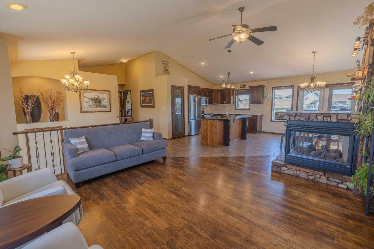 Lacombe, AB T4L 1T9,4305 45 ST