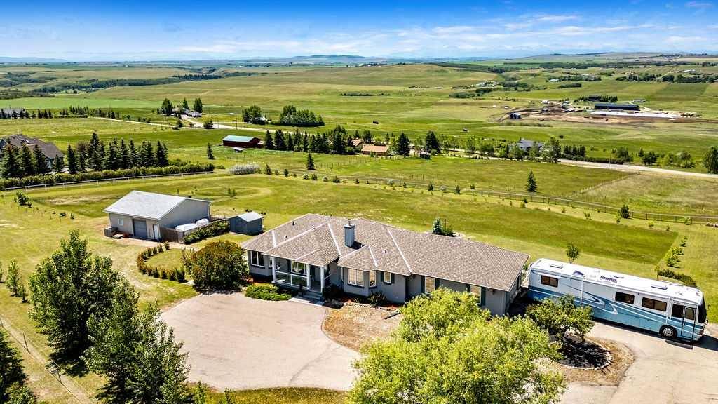 Rural Foothills County, AB T0L 1T0,434223 Clear Mountain DR E