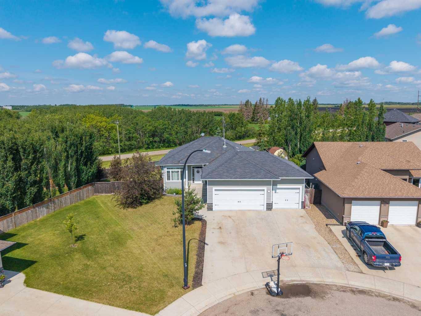 5002 53rd Avenue Close, Blackfoot, AB T0B 0L0