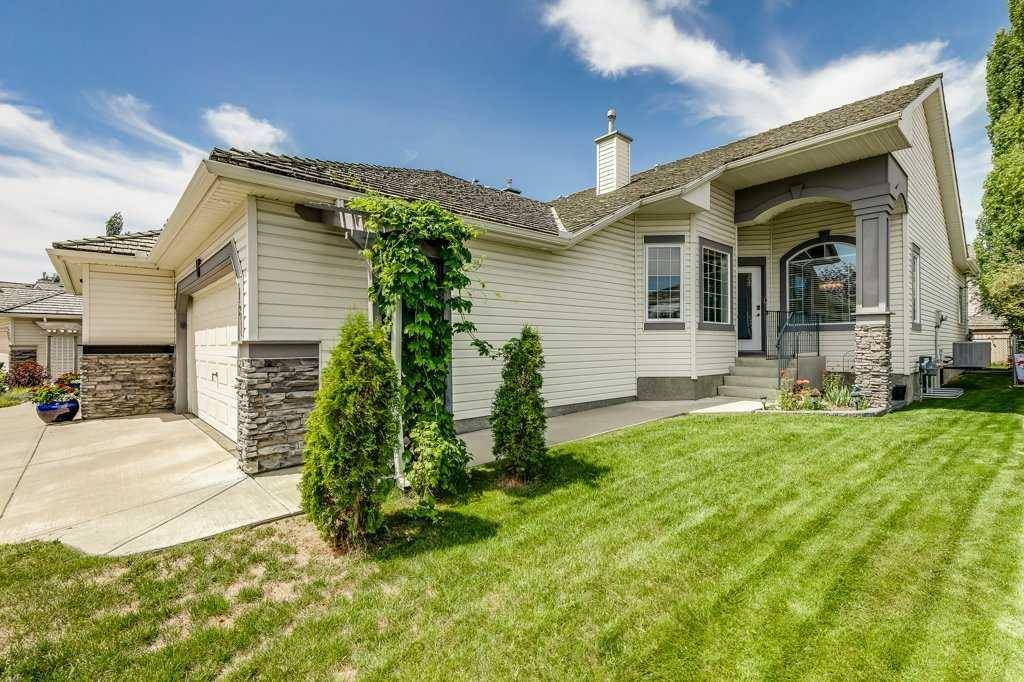 181 Chaparral Villas Southeast, Calgary, AB T2X 3N5