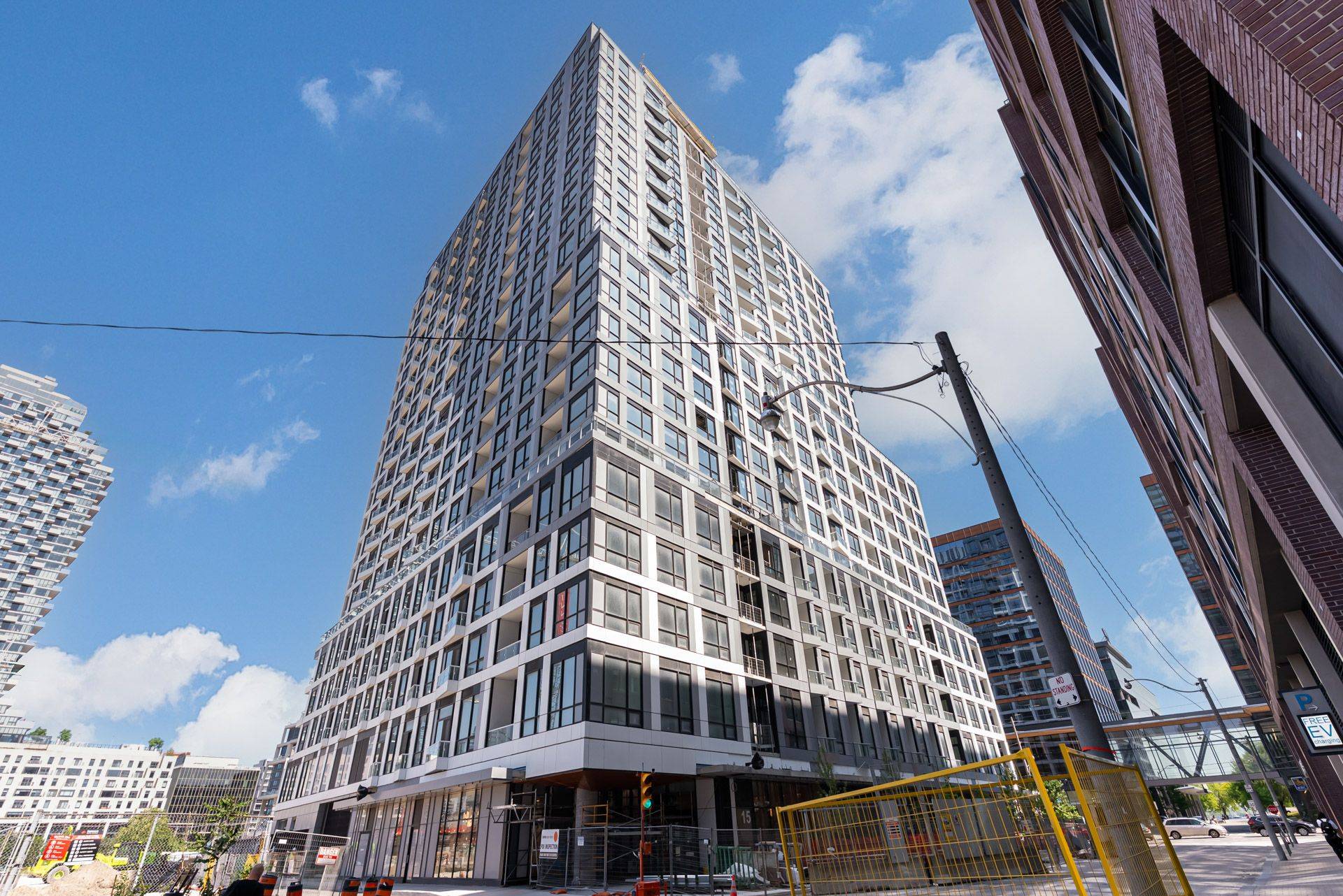 15 Richardson ST #420, Toronto C08, ON M5A 0Y5